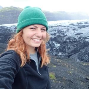 Meet your Posher, Elizabeth